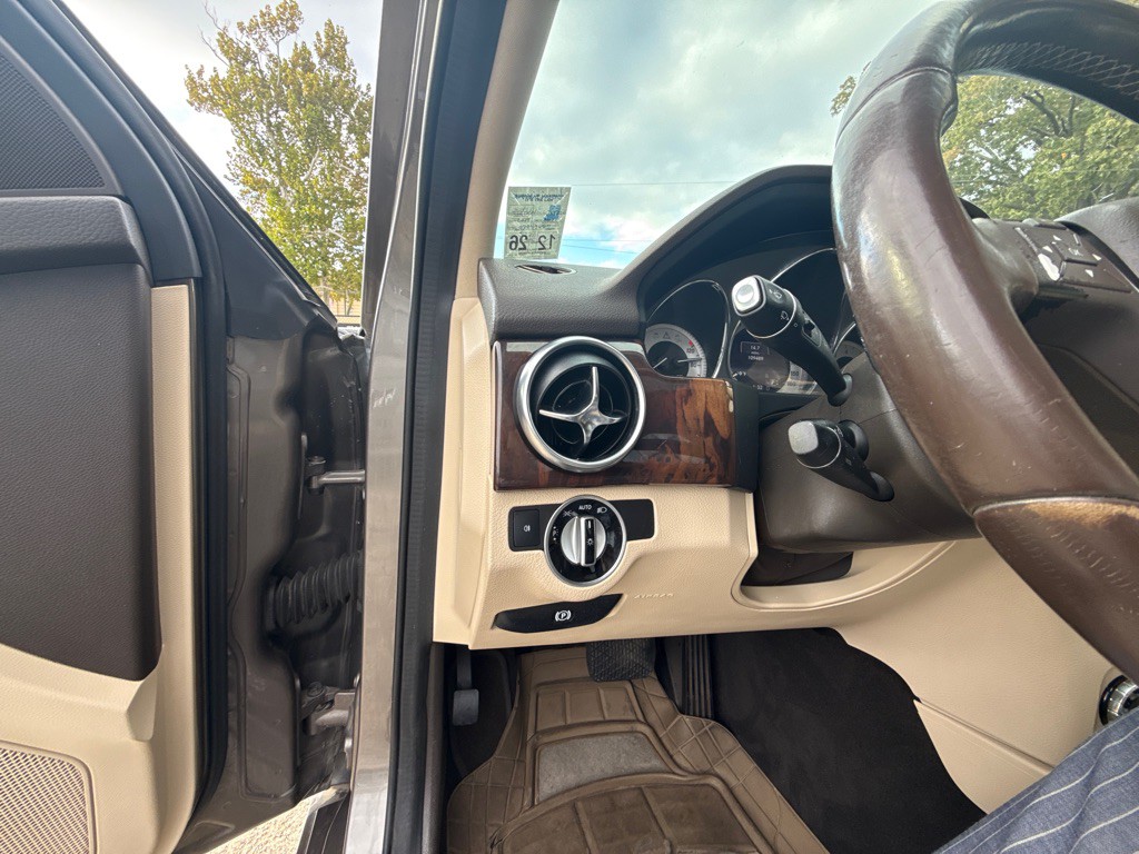 2014 Mercedes-Benz GLK-Class Image 19