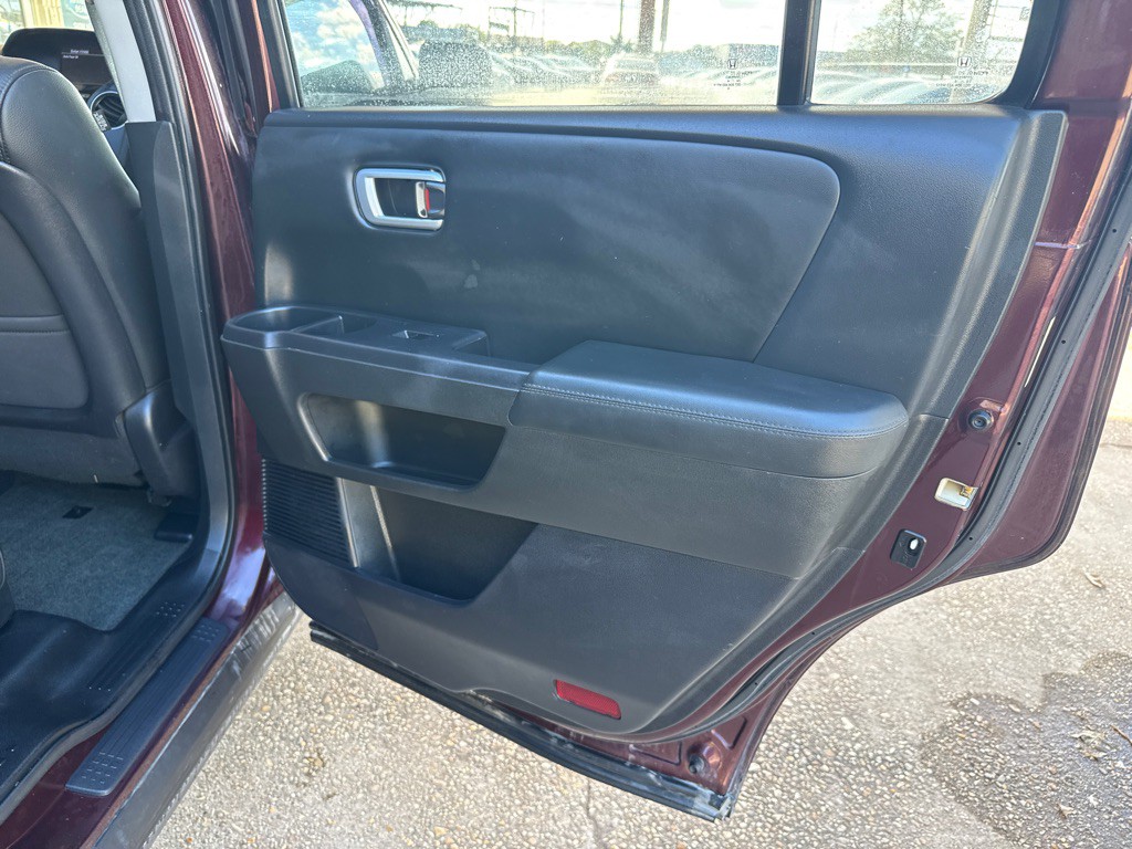 2014 Honda Pilot Image 27