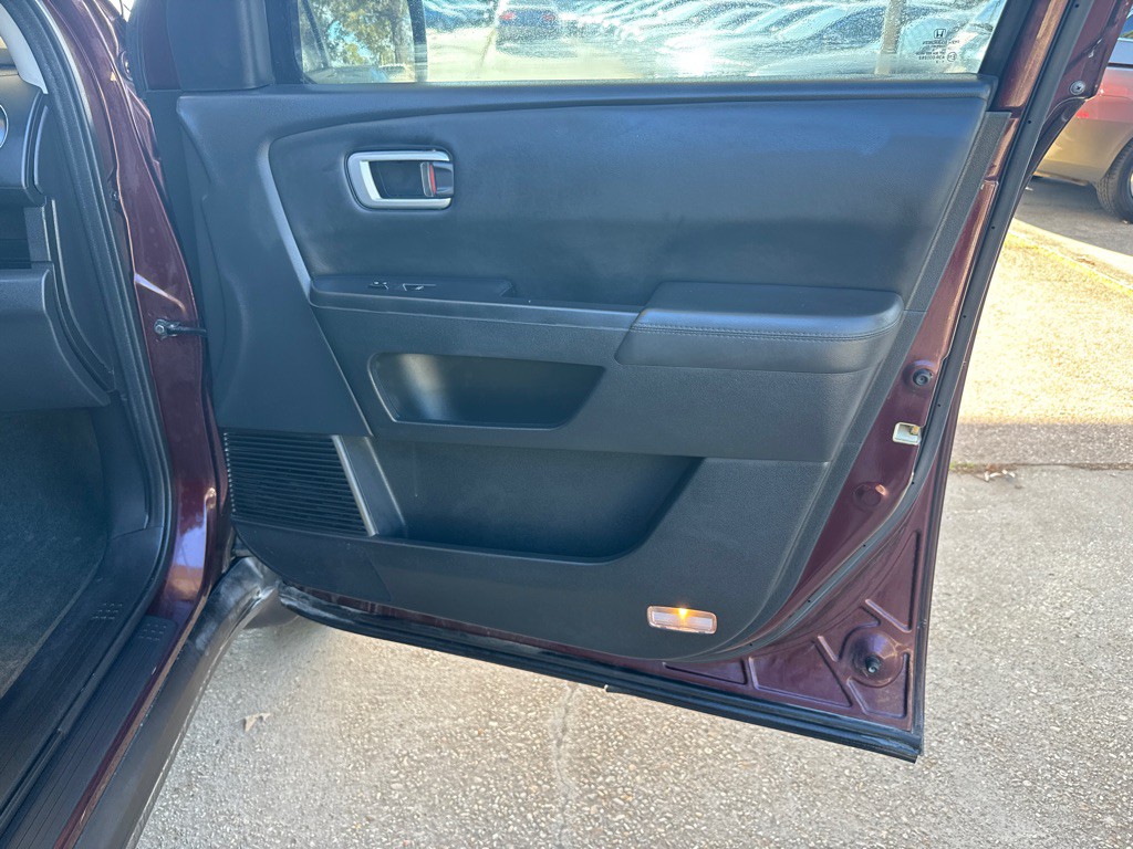 2014 Honda Pilot Image 31