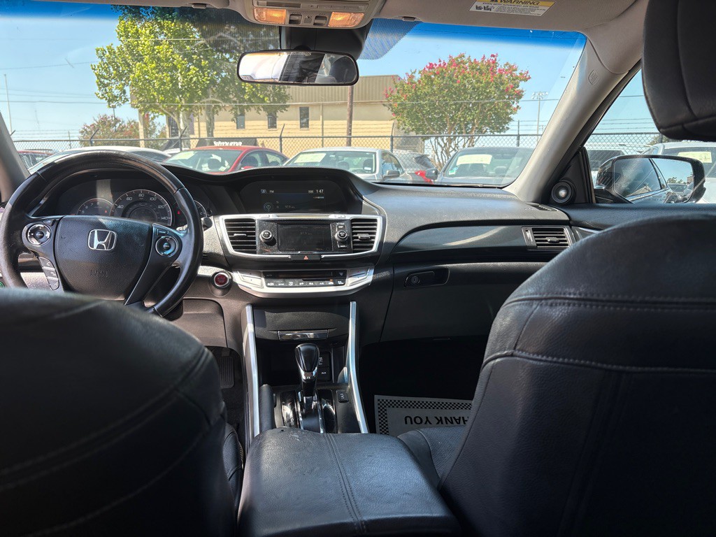 2013 Honda Accord Image 16