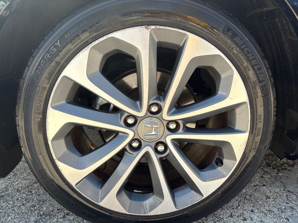 2013 Honda Accord Image 24