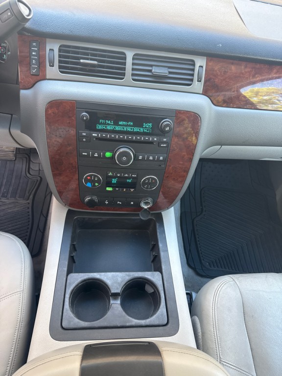2010 Chevrolet Tahoe Image 17