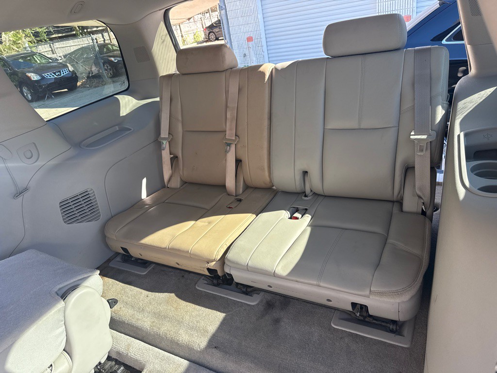 2010 Chevrolet Tahoe Image 23