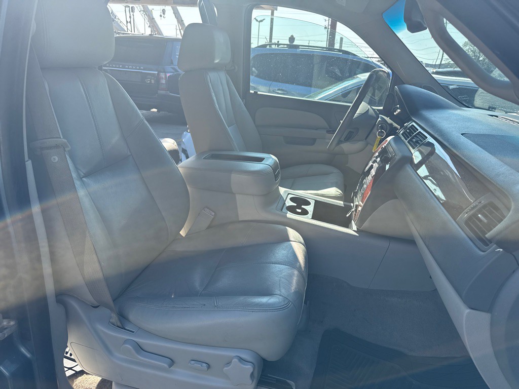 2010 Chevrolet Tahoe Image 30
