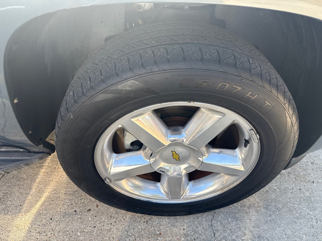 2010 Chevrolet Tahoe Image 32