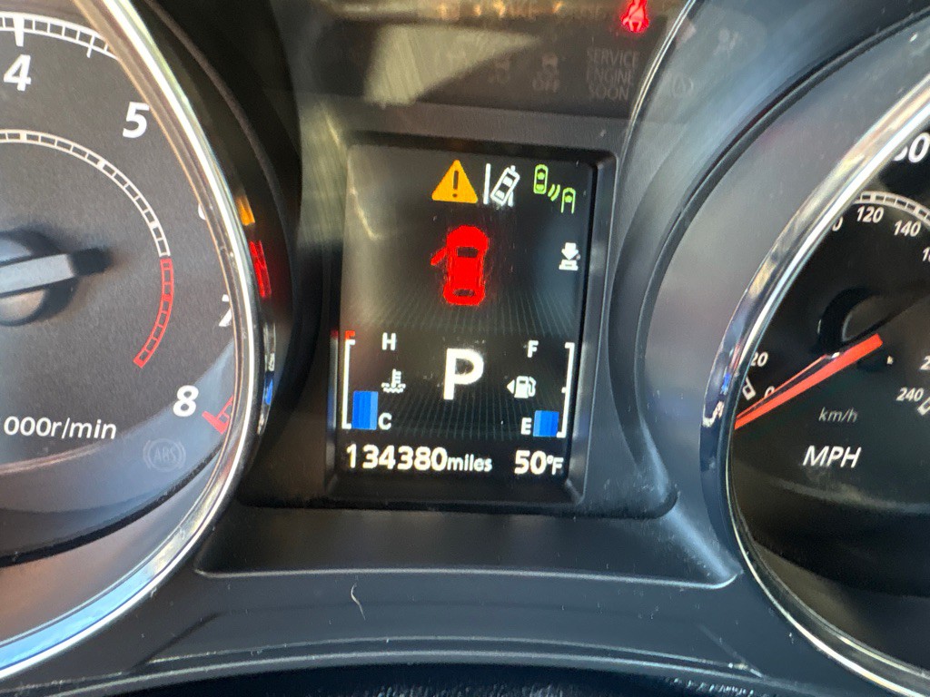 2021 Mitsubishi Outlander Image 12