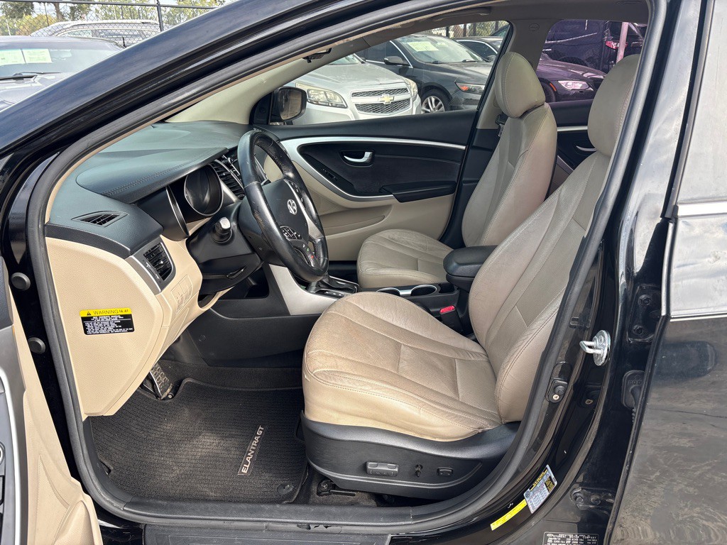 2014 Hyundai Elantra Image 9