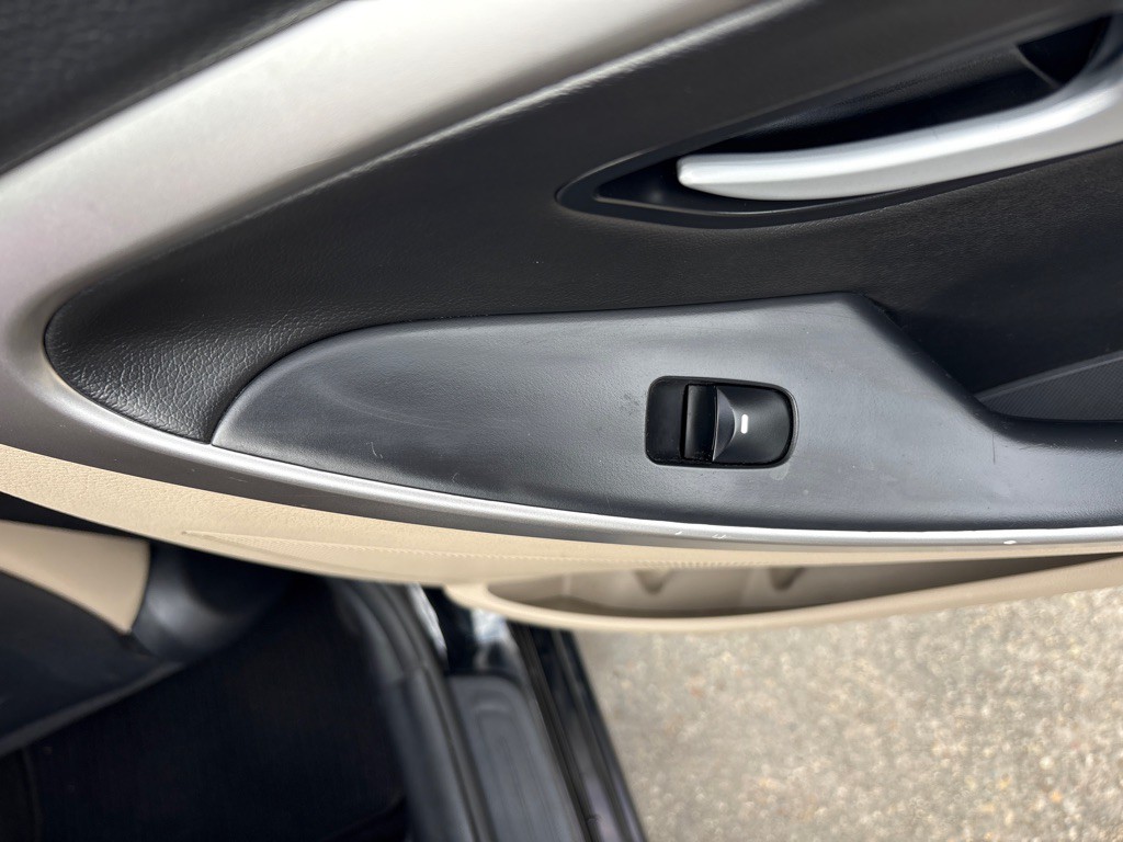 2014 Hyundai Elantra Image 22