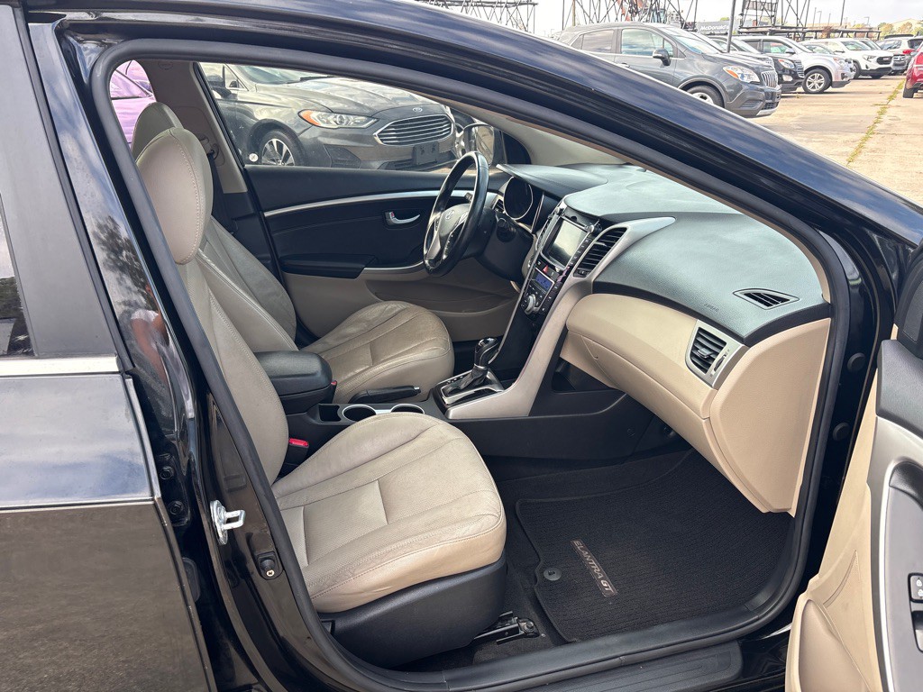 2014 Hyundai Elantra Image 23