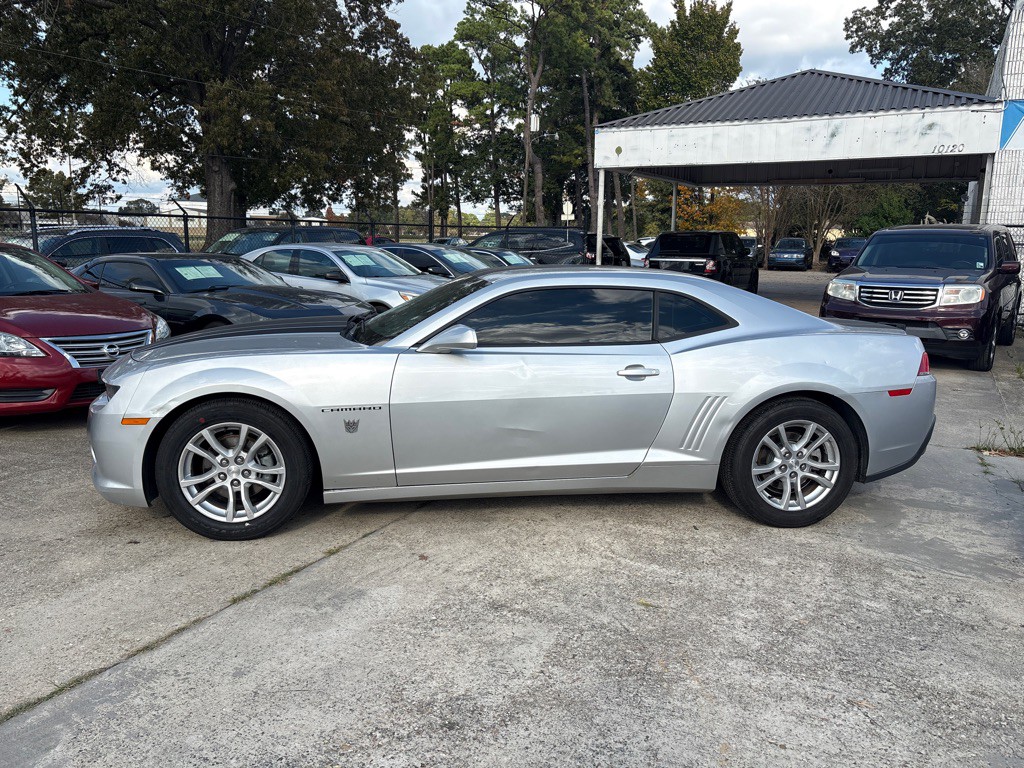 2015 Chevrolet Camaro Image 2