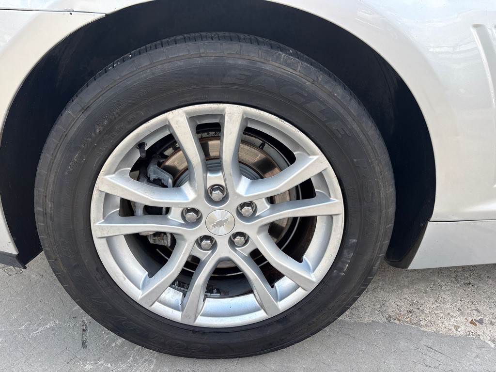 2015 Chevrolet Camaro Image 26