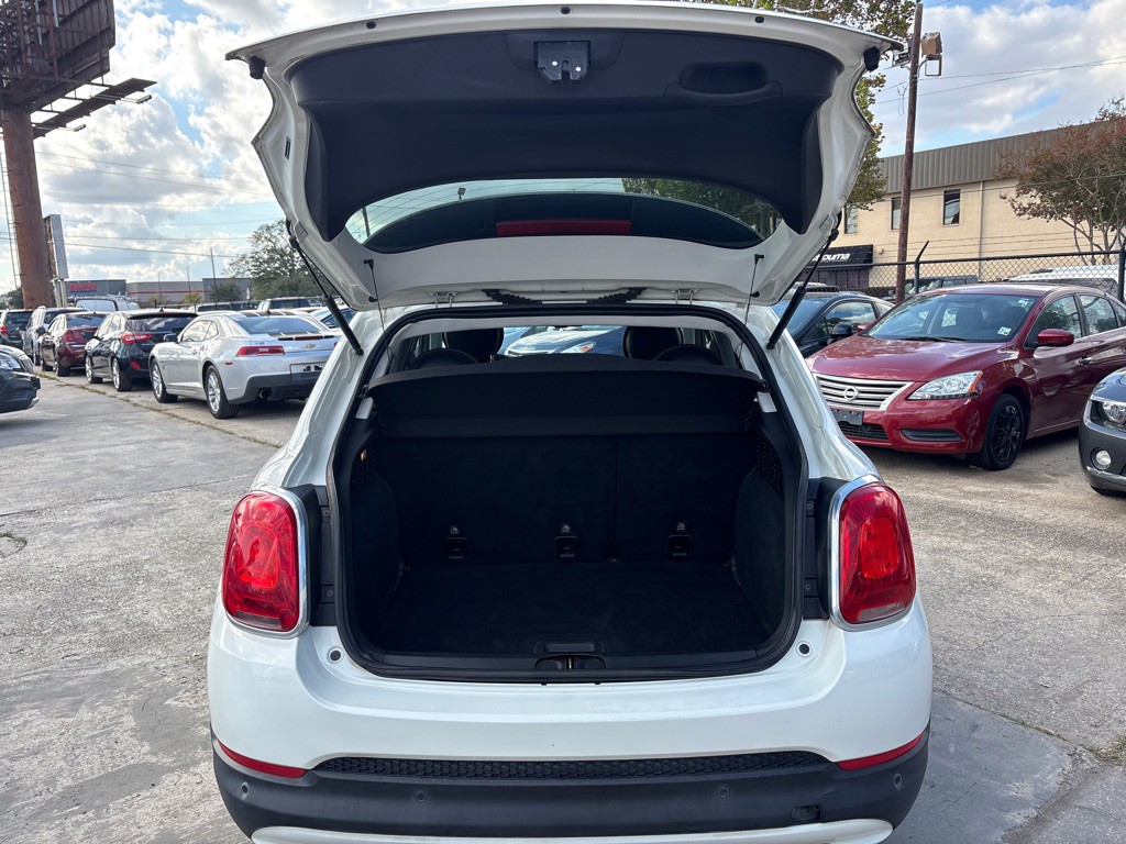 2016 FIAT 500 Image 21