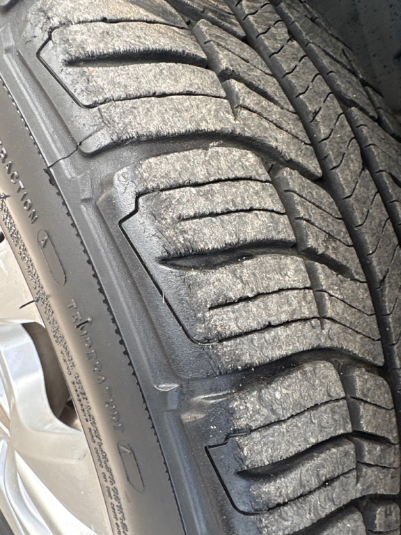 2016 FIAT 500 Image 35