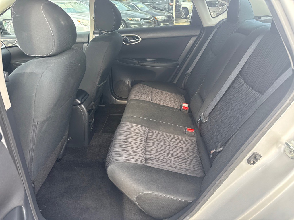 2019 Nissan Sentra Image 11