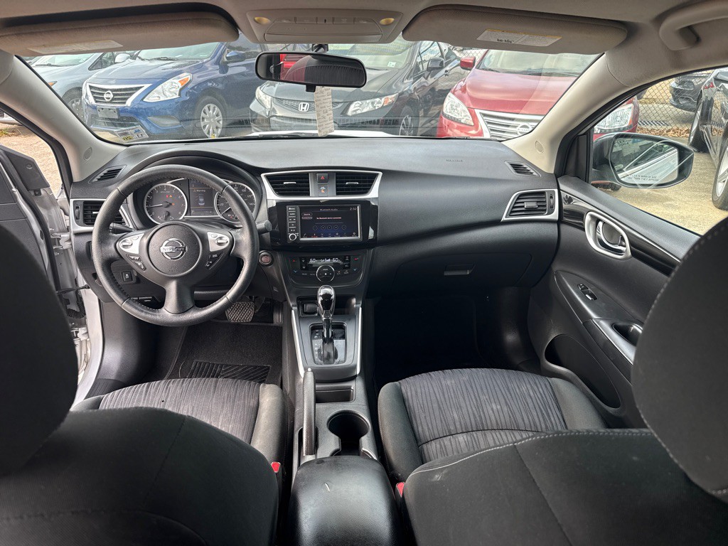 2019 Nissan Sentra Image 12
