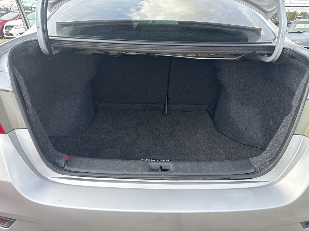 2019 Nissan Sentra Image 23