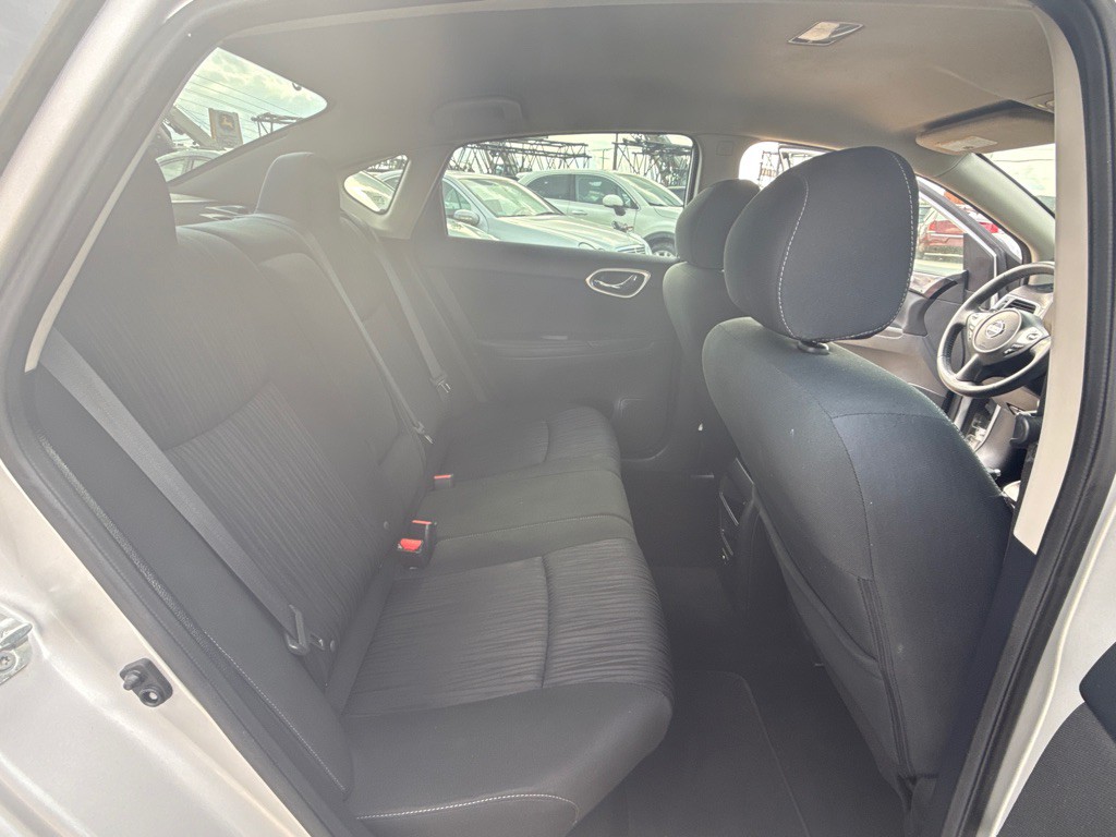 2019 Nissan Sentra Image 25