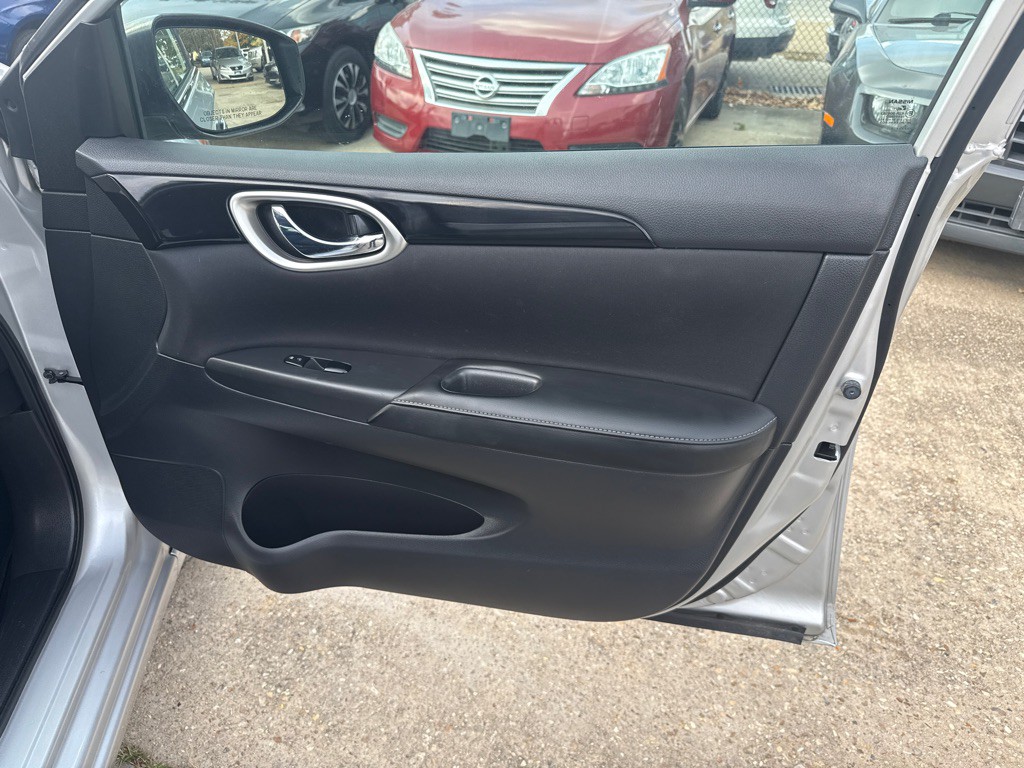 2019 Nissan Sentra Image 29