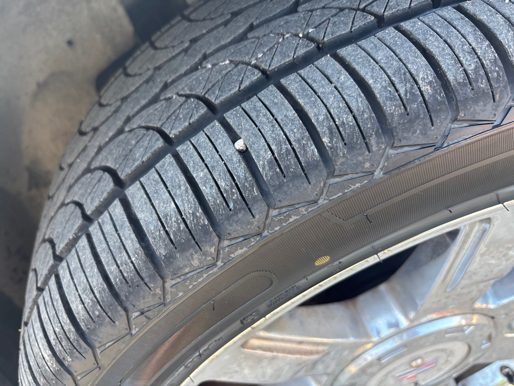 2007 Cadillac Escalade Image 31