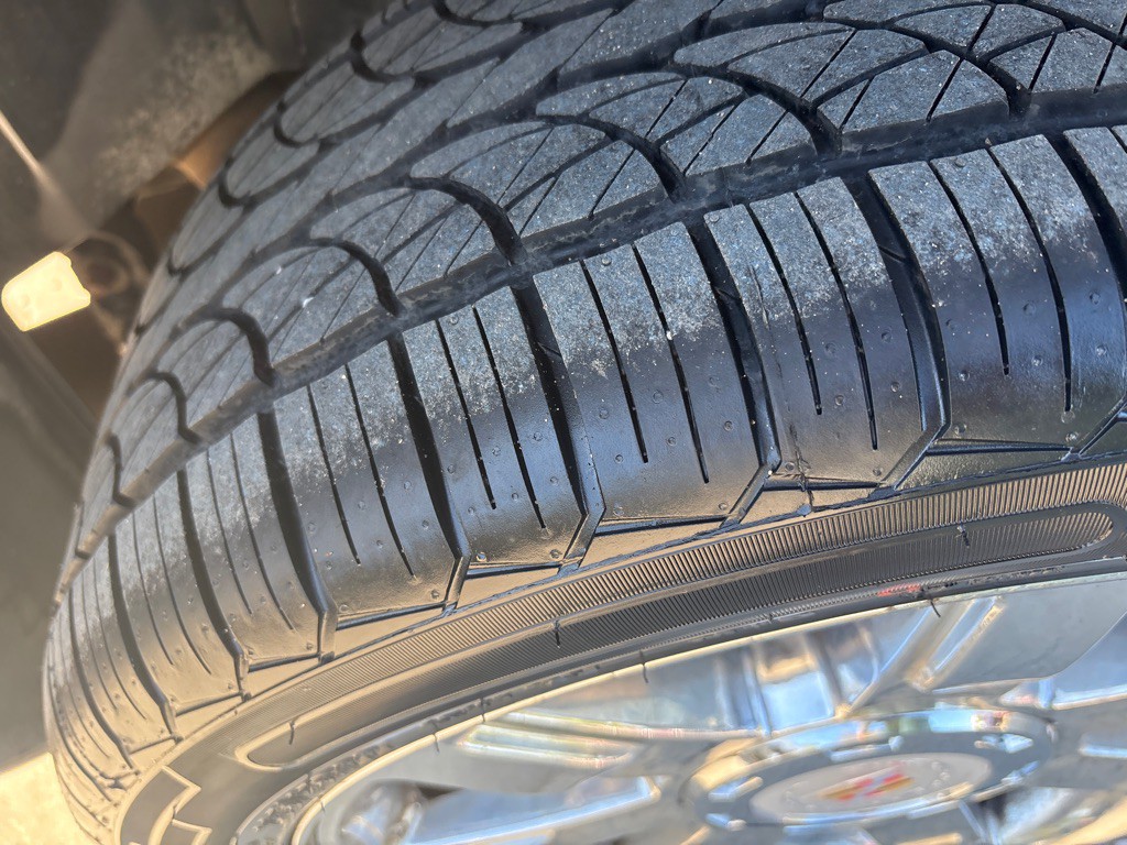 2007 Cadillac Escalade Image 33