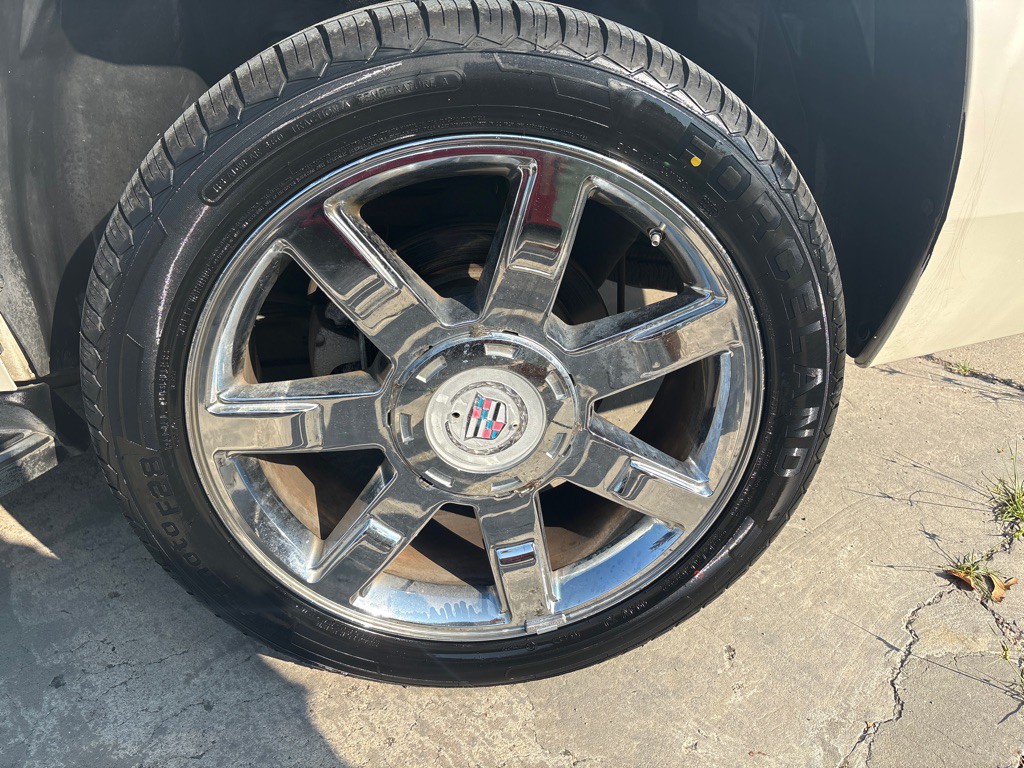 2007 Cadillac Escalade Image 34