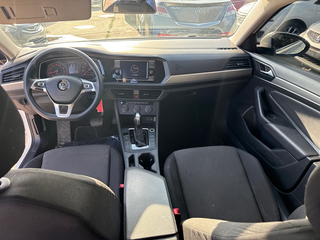 2019 Volkswagen Jetta Image 11
