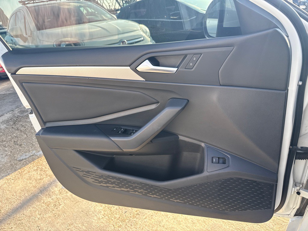 2019 Volkswagen Jetta Image 18