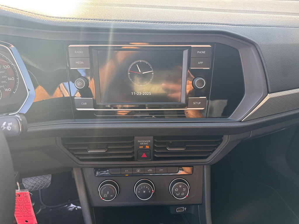 2019 Volkswagen Jetta Image 19