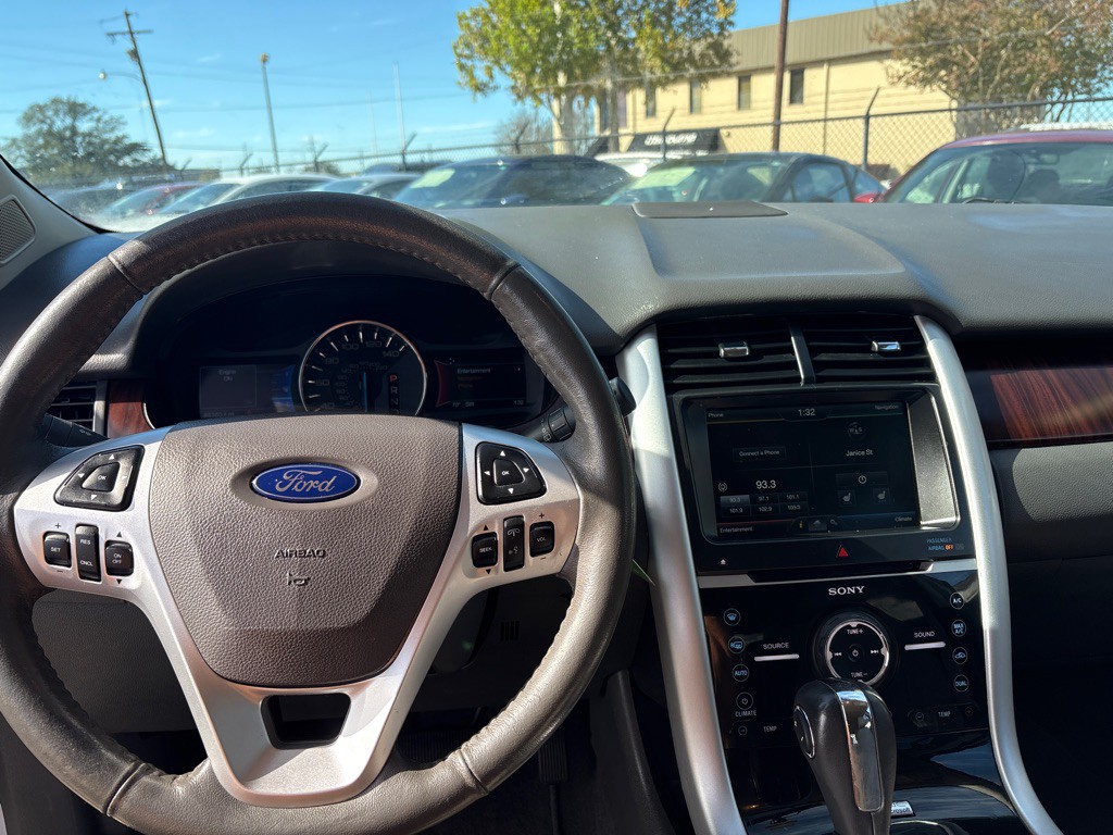 2014 Ford Edge Image 10