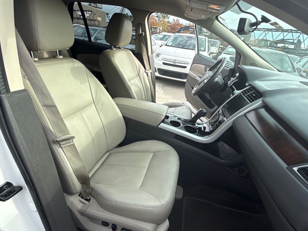 2014 Ford Edge Image 11