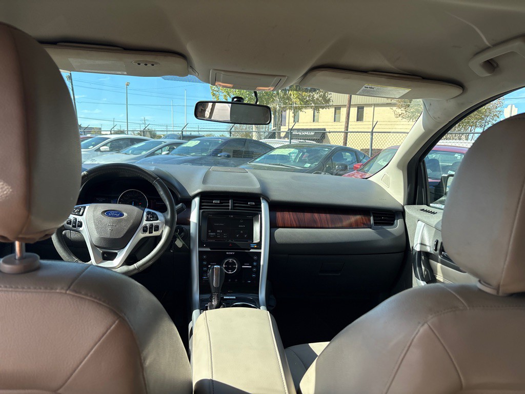 2014 Ford Edge Image 18