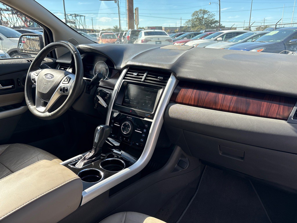 2014 Ford Edge Image 27