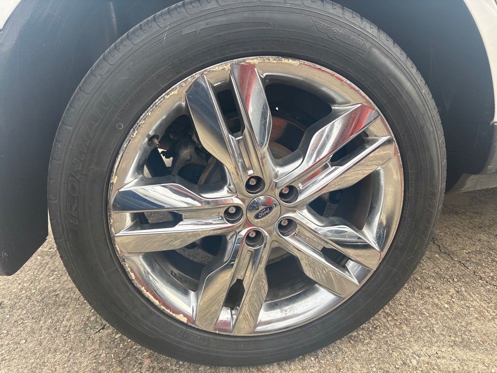 2014 Ford Edge Image 32