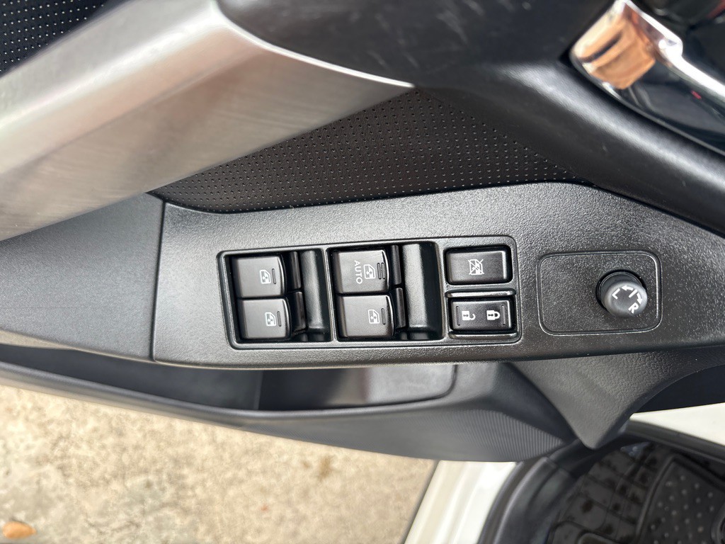 2015 Subaru Forester Image 16