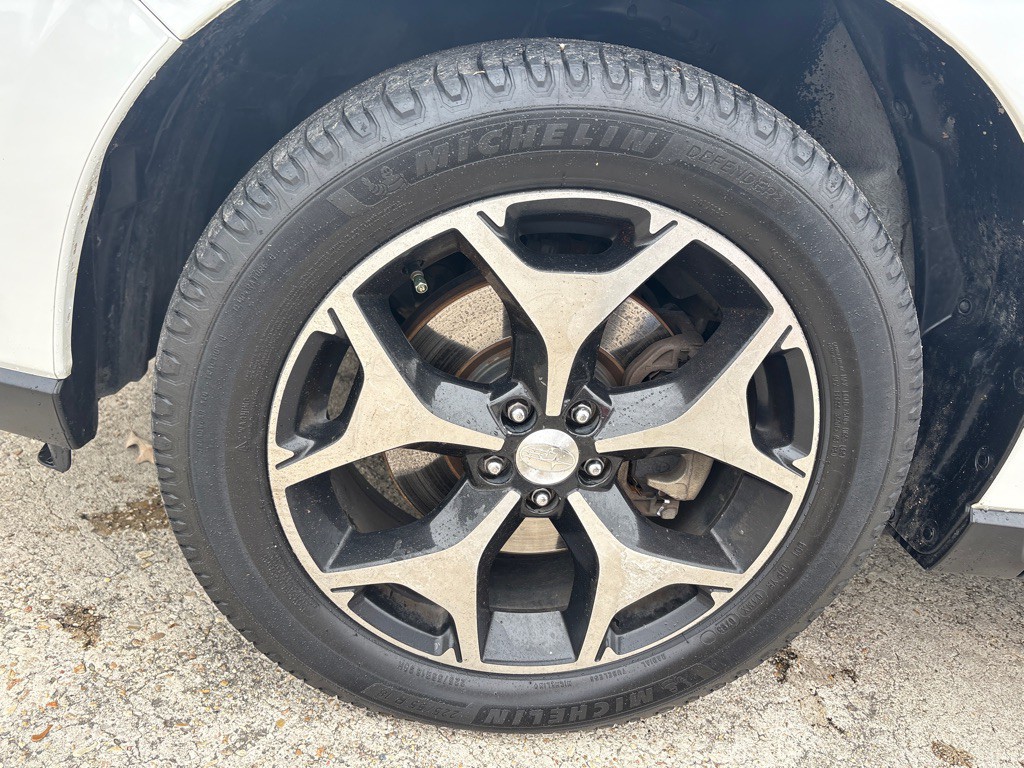 2015 Subaru Forester Image 35