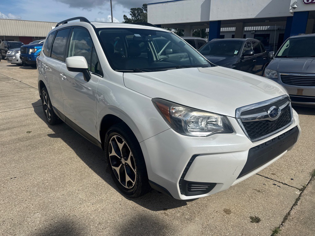 2015 Subaru Forester Image 2
