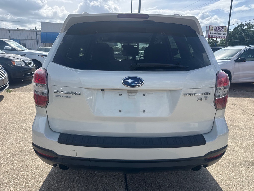 2015 Subaru Forester Image 6
