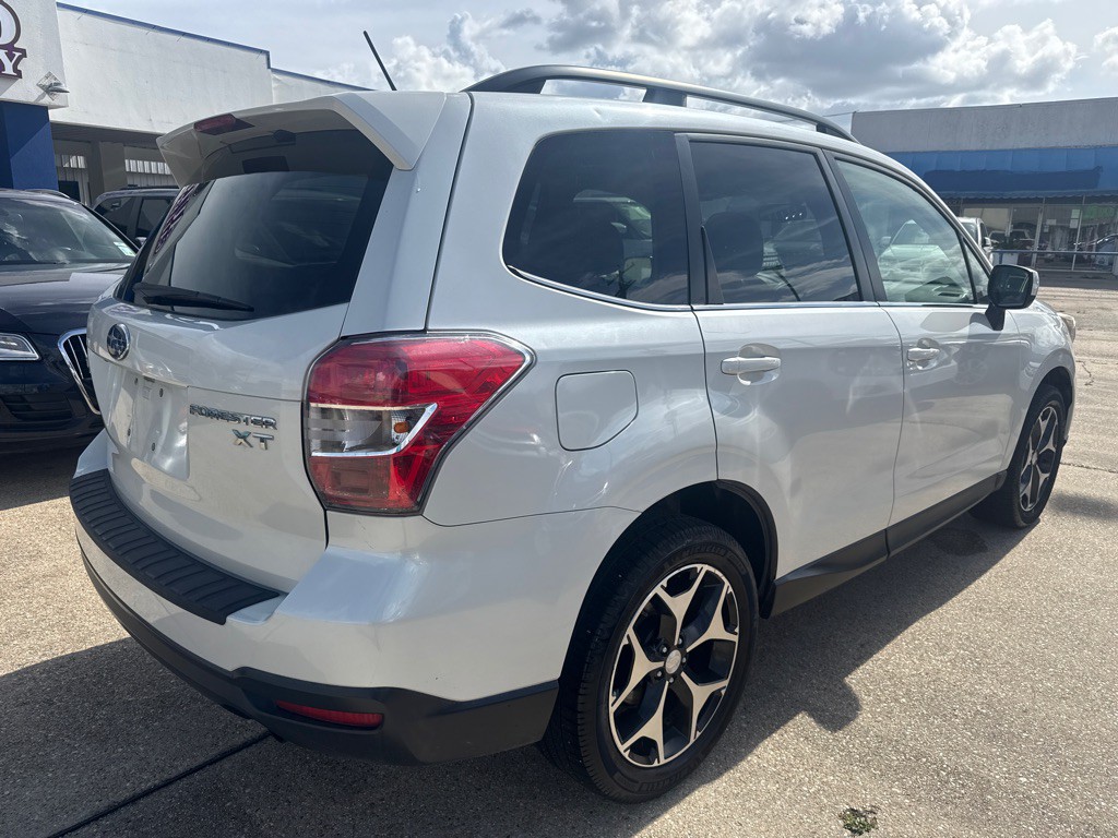 2015 Subaru Forester Image 7