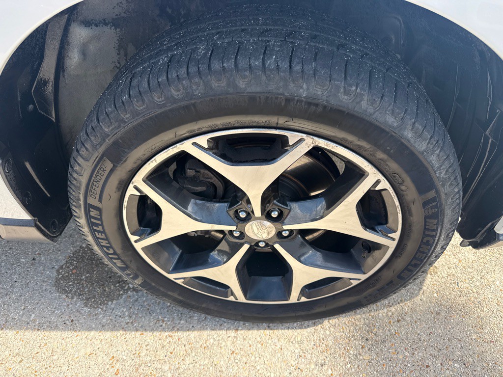 2015 Subaru Forester Image 18