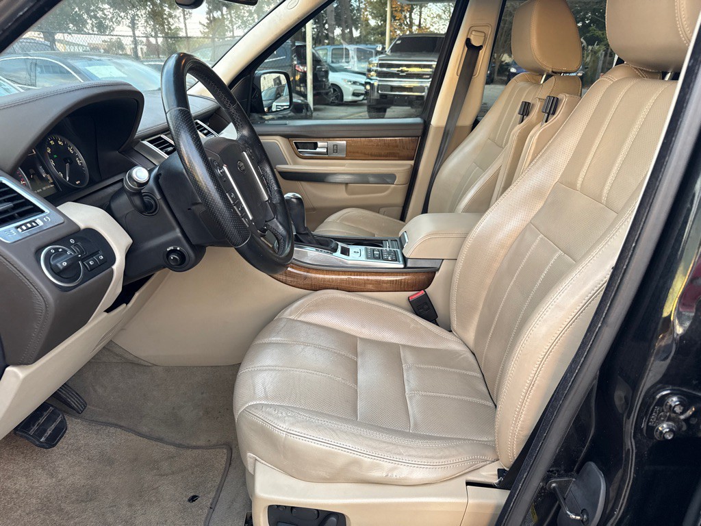 2013 Land Rover Range Rover Sport Image 9