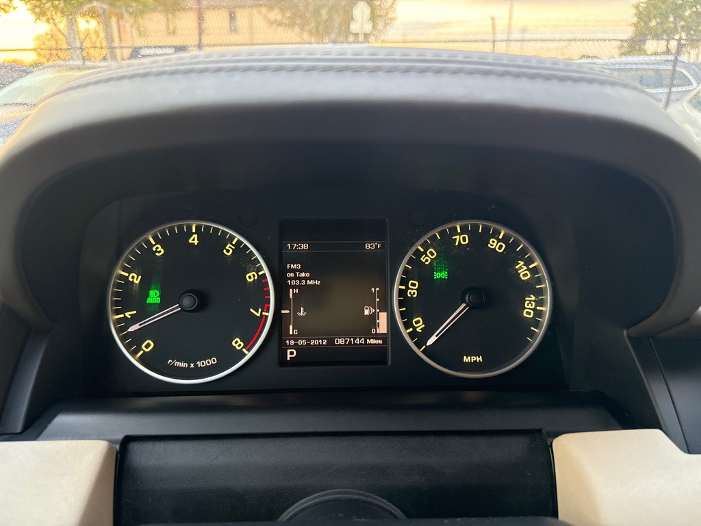 2013 Land Rover Range Rover Sport Image 16