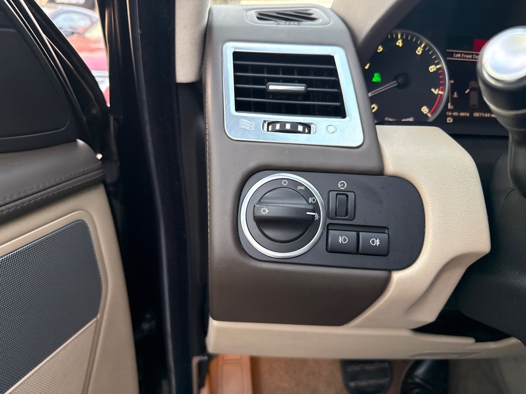 2013 Land Rover Range Rover Sport Image 17