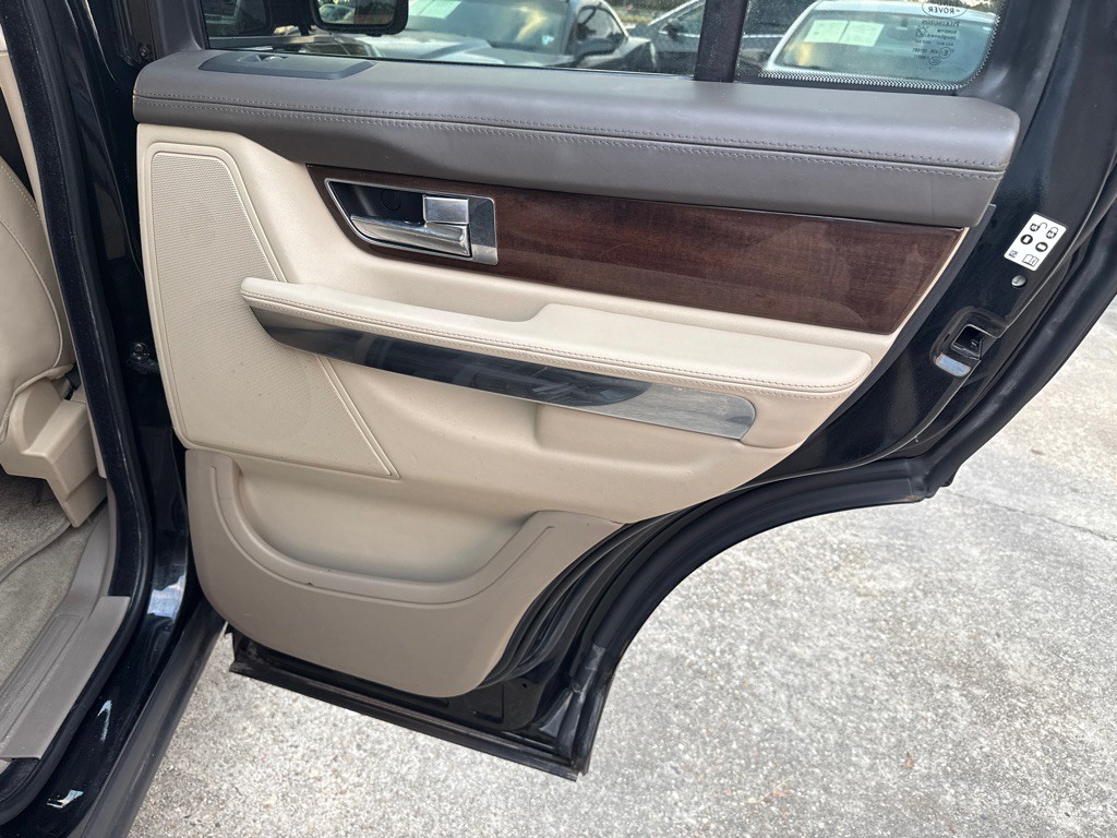 2013 Land Rover Range Rover Sport Image 23