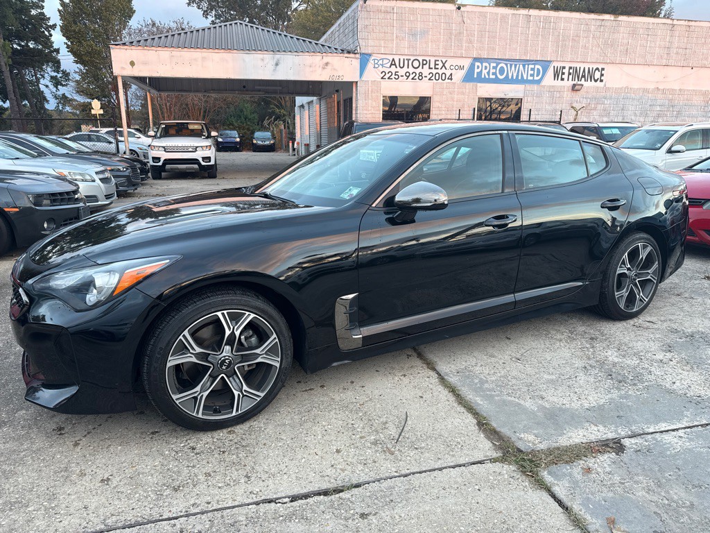 2020 Kia Stinger Image 1