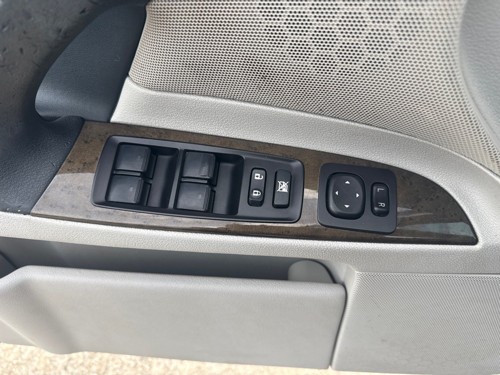 2011 Lexus IS Image 20