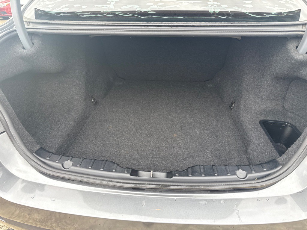 2012 BMW 5 Series Image 22