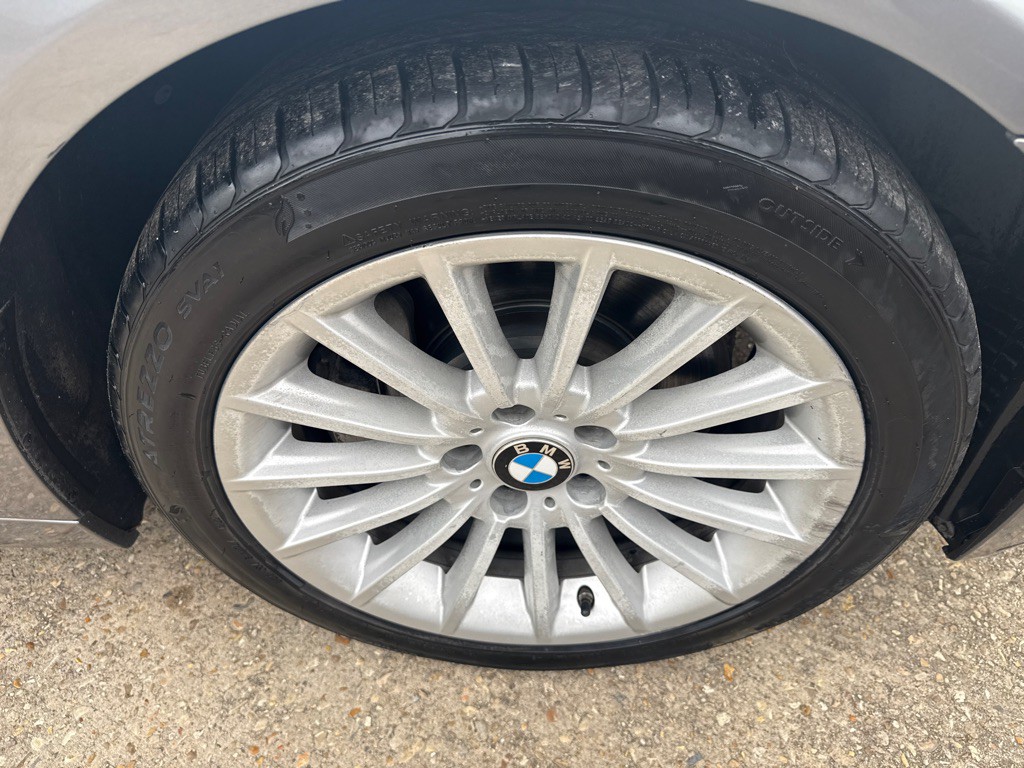 2012 BMW 5 Series Image 29