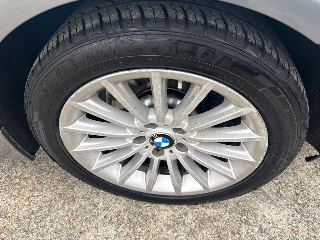 2012 BMW 5 Series Image 31