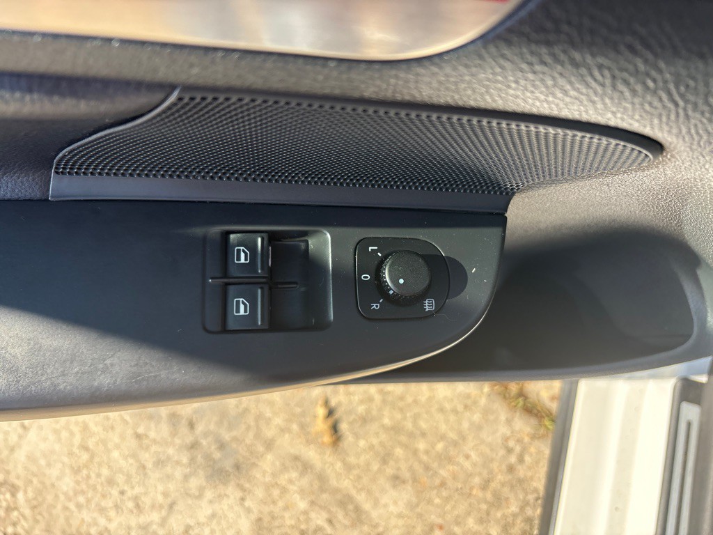 2009 Volkswagen GTI Image 16