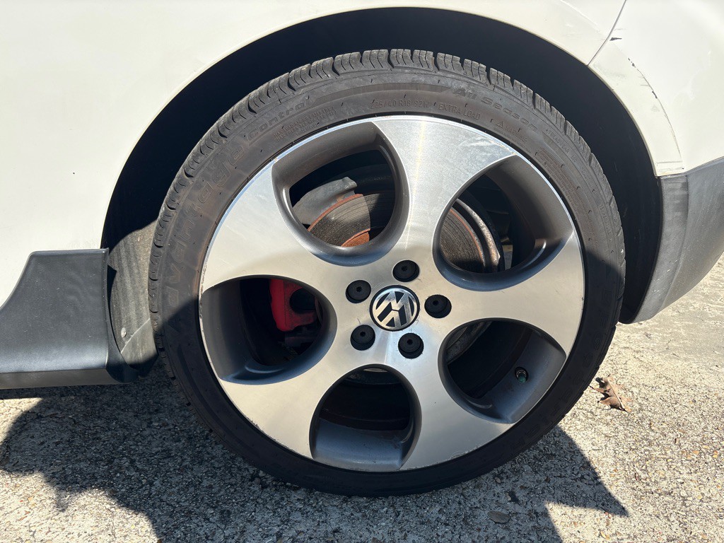 2009 Volkswagen GTI Image 27